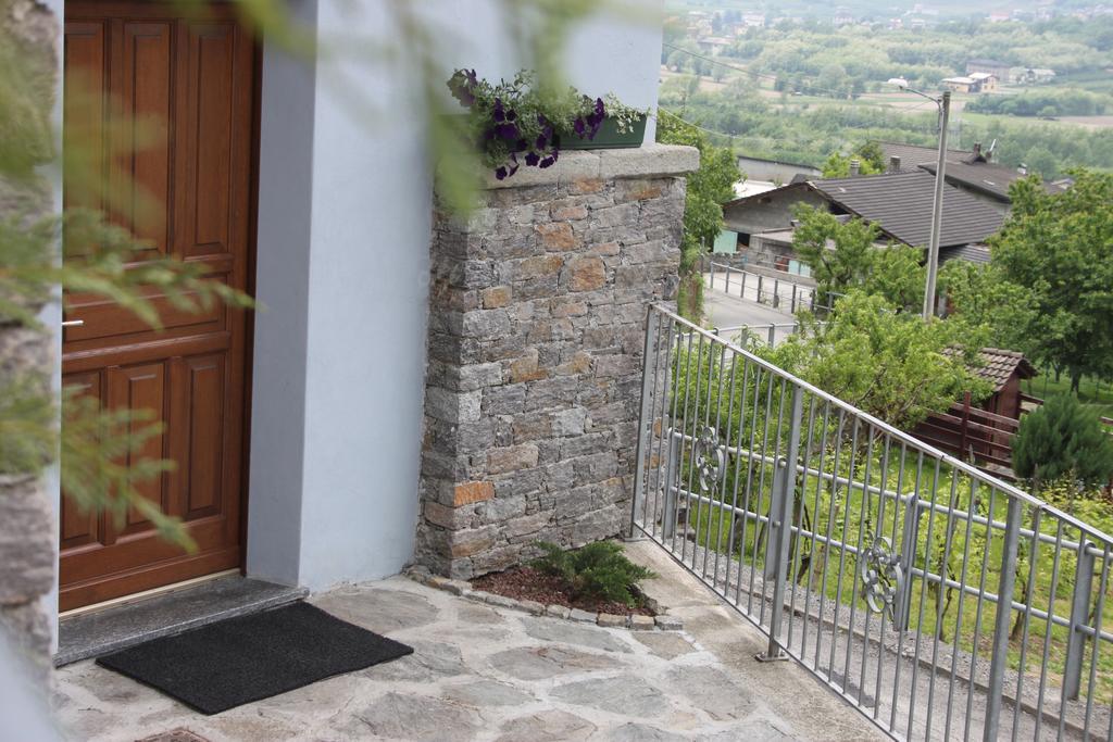 La Madonnina Apartment Villa di Tirano Bilik gambar
